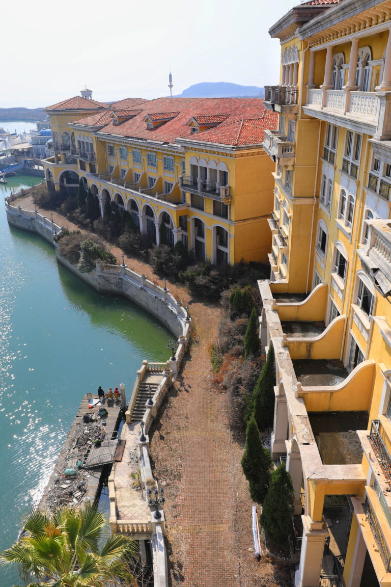 Pujiang traditional village alleyways
